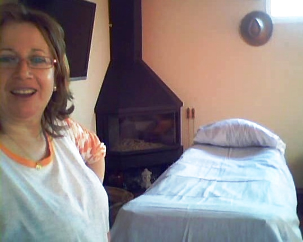 チョコナ 
 #34985323