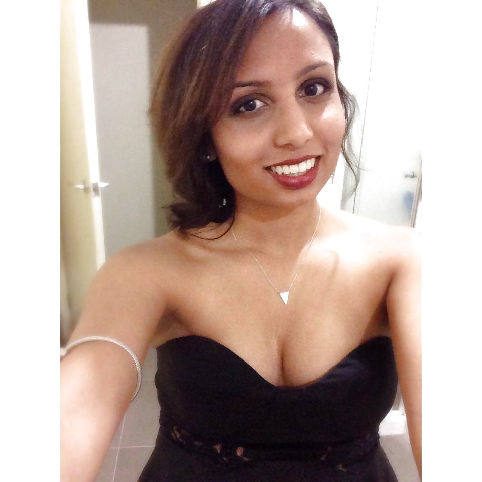 Random brown sluts
 #38914044