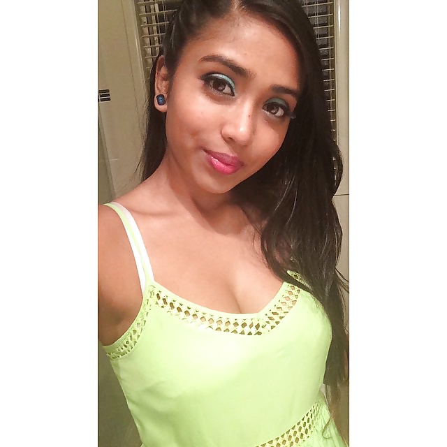 Random brown sluts
 #38914050