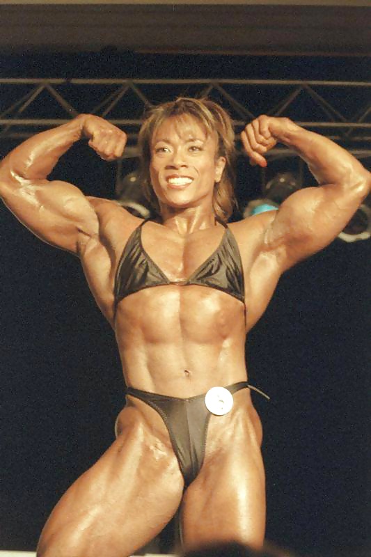 Brenda Raganot - female bodybuilder #29528634