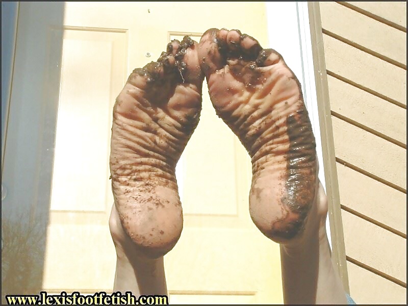 Sexy Lexi Feet Stinks So Bad I Love It  #32276470