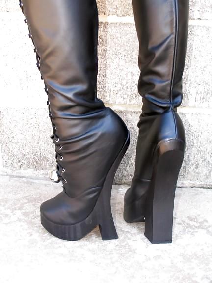 Boots #24572091