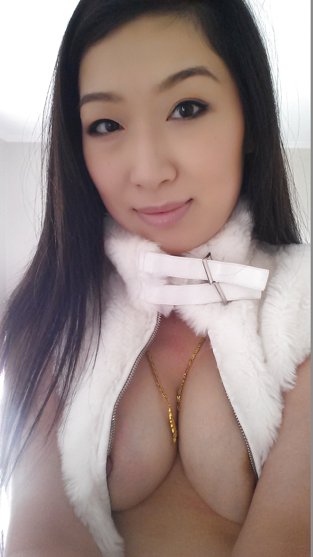 Mi sexy esposa asiática
 #35159557