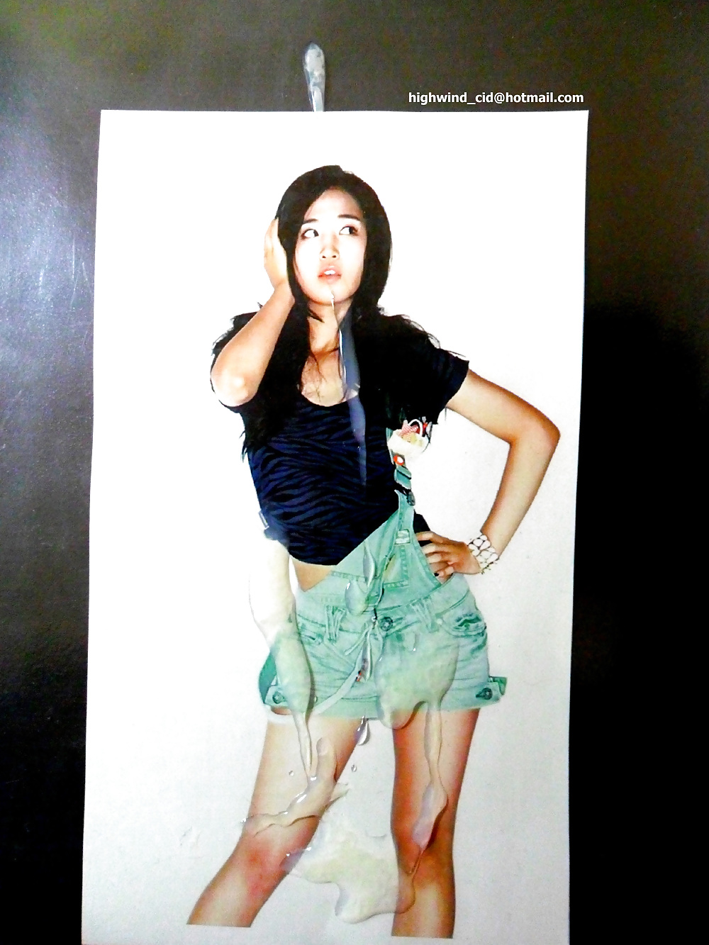 Yuri Kwon (SNSD) hot Green Skirt  #33168809