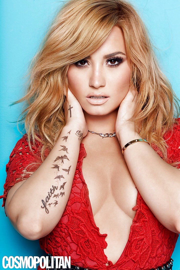 Demi Lovato #30451039