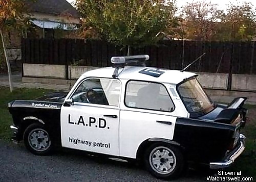 Interessanti auto della polizia (non nudo - solo divertente)
 #40112706