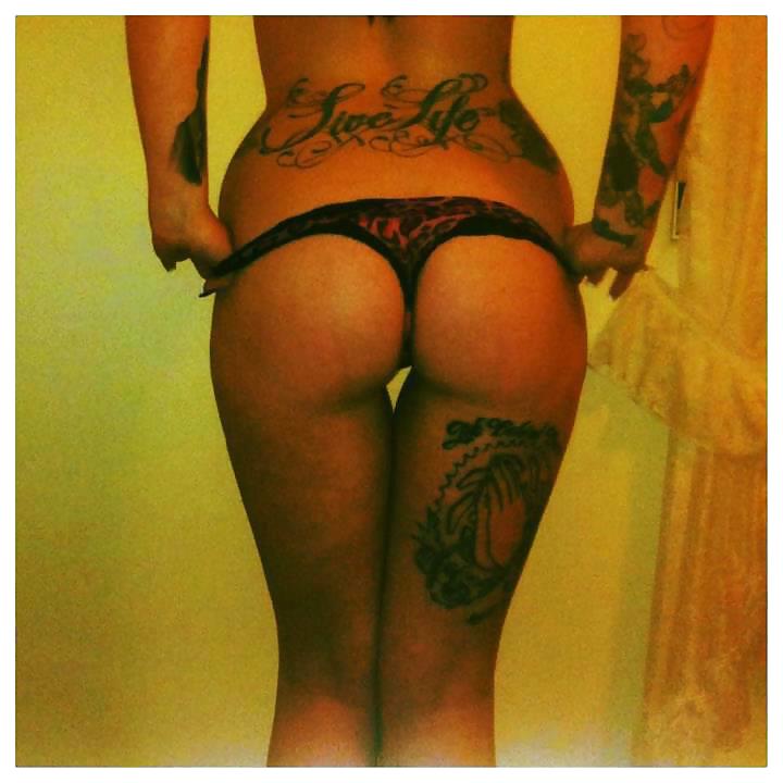 Mujeres +tatoos=sexy
 #34762297