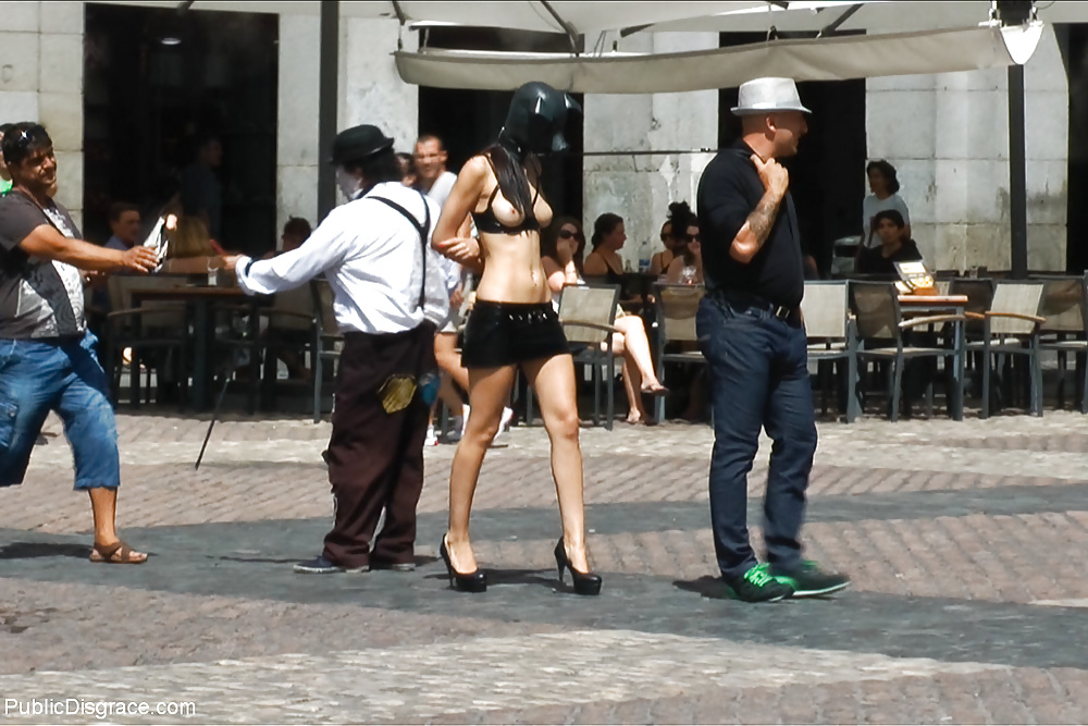 Desgracia pública carol vega
 #30581916