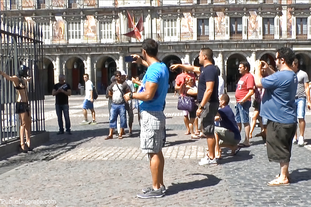 Desgracia pública carol vega
 #30581950