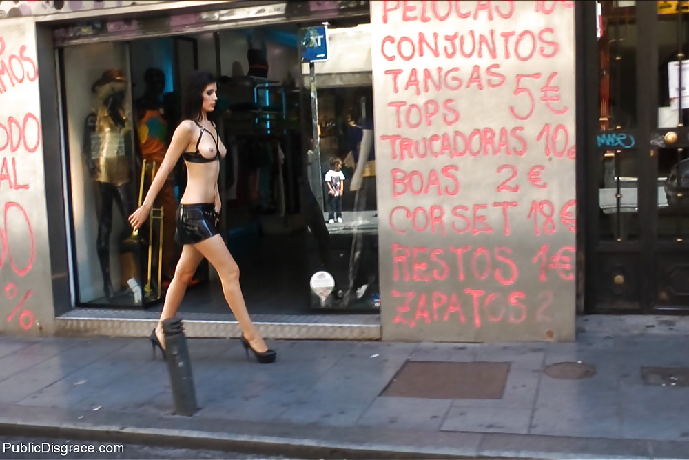 Desgracia pública carol vega
 #30582370