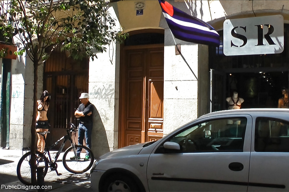 Desgracia pública carol vega
 #30582415