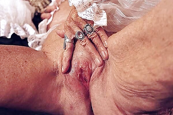Sehr Alte Oma Porno Bilder Sex Fotos Xxx Bilder 1674026 Pictoa 