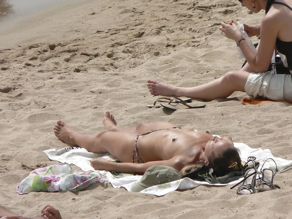 The beach 206
 #37409681