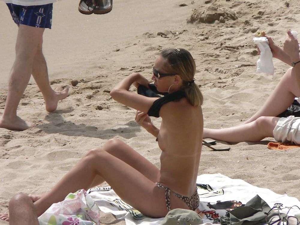 The beach 206
 #37409694