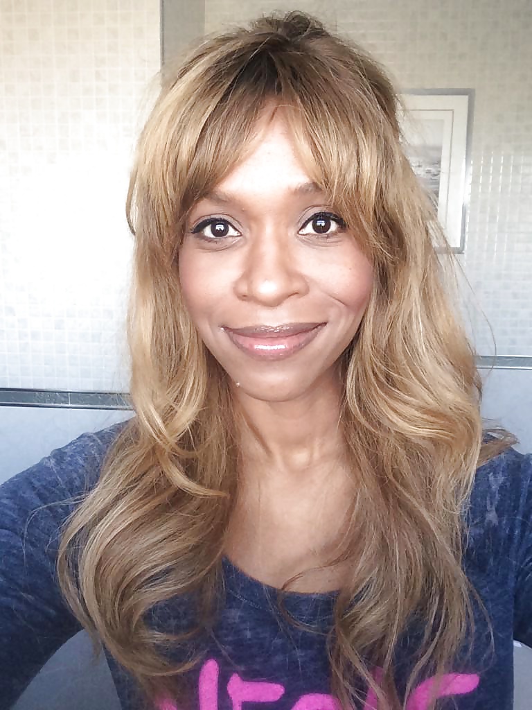 Rey de las reinas estrella merrin dungey
 #40710942