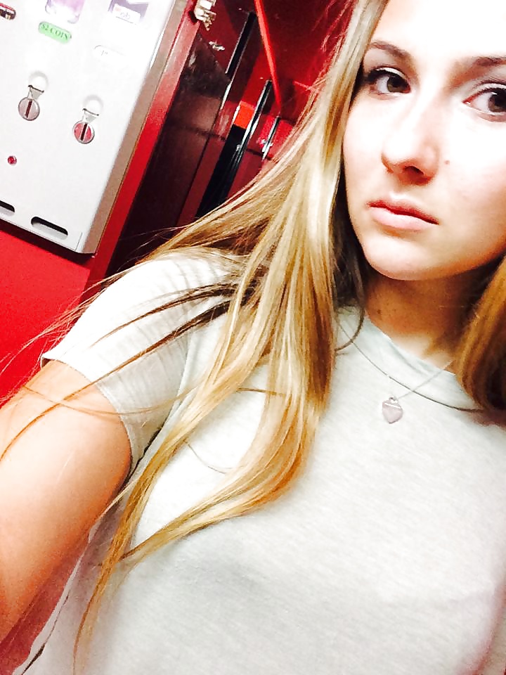 Kaum Rechtliche College Schlampen #40887287