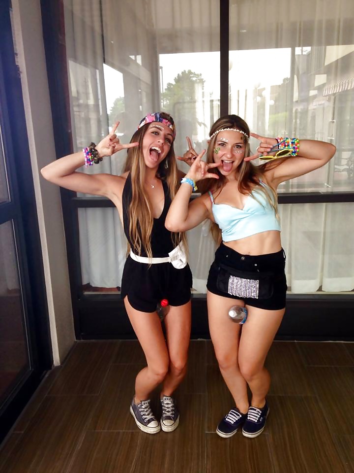 Kaum Rechtliche College Schlampen #40887332