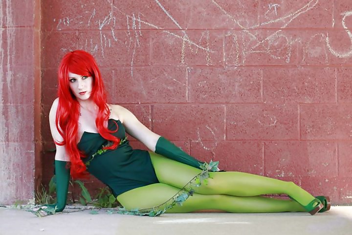 Poison Ivy Cosplay #25123174