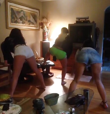 Twerk shots ..white girl edition.. #23437553