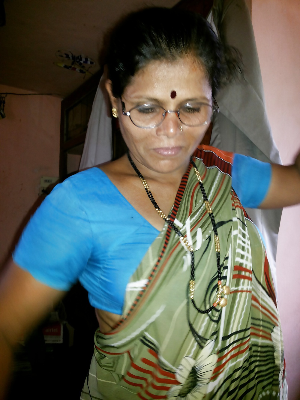 熱いおばさんたち
 #30141309