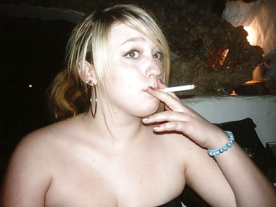 女性と煙草は、ハードオンを作る。
 #22963558