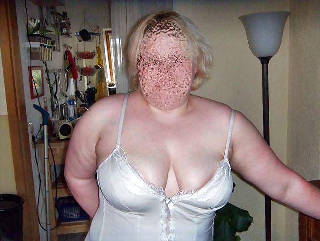 Mollig, tattowiert und geil
 #23507985