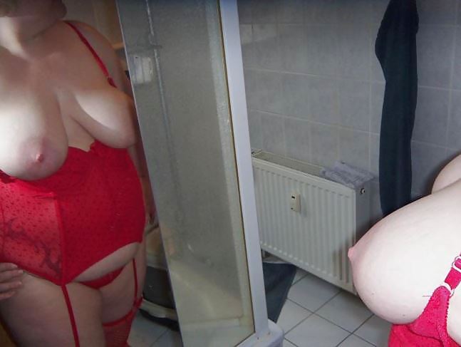 Mollig, tattowiert und geil
 #23508022