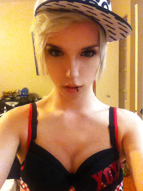 Traps and Trannys #27571472