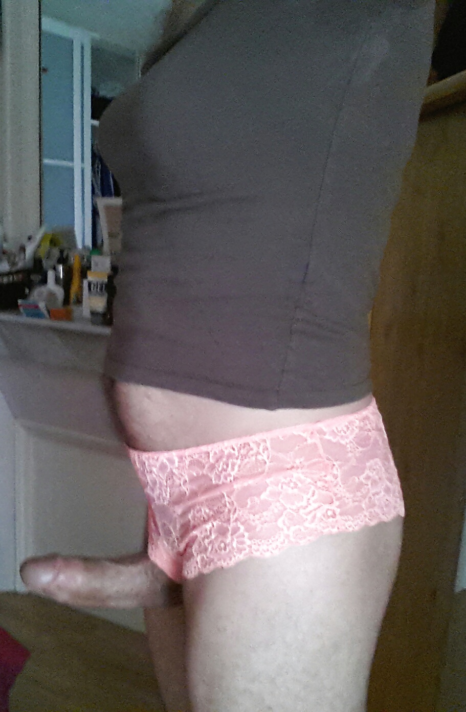 Linda crossdress
 #32312269