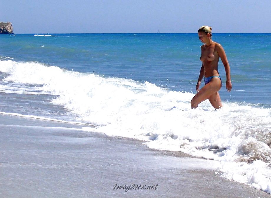 Vera nude at turkish beach #23201031