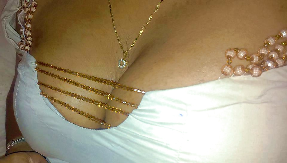 Masti me bhabhi
 #34540830