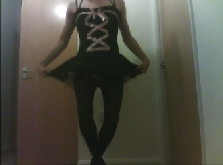 Cross-Dressing Schlampe :) #24940552