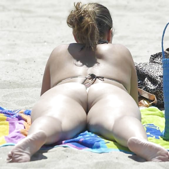 Culo voyeur teenager candido in bikini - culo bendato - perizoma spiaggia 
 #40703156