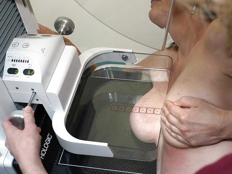 50代以上の女性の胸の検査の予防
 #30607496