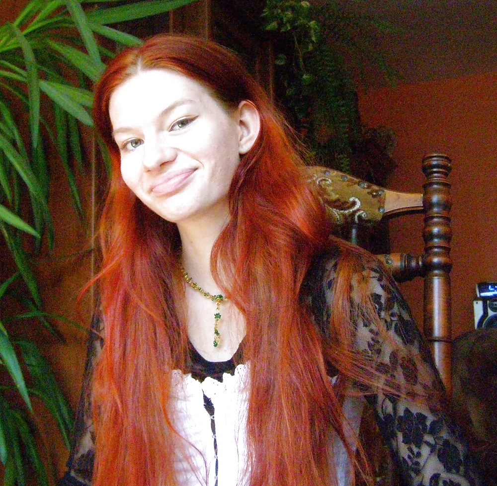 Amalliafox
 #37050816