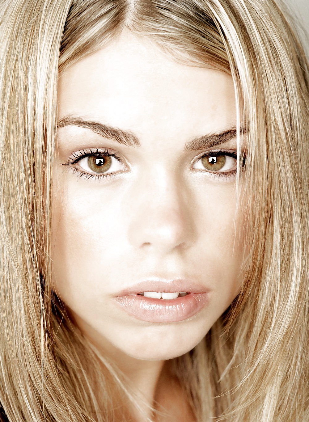 Billie piper 
 #27241016