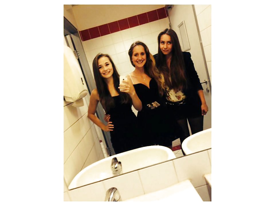 Petites salopes friends #41034385