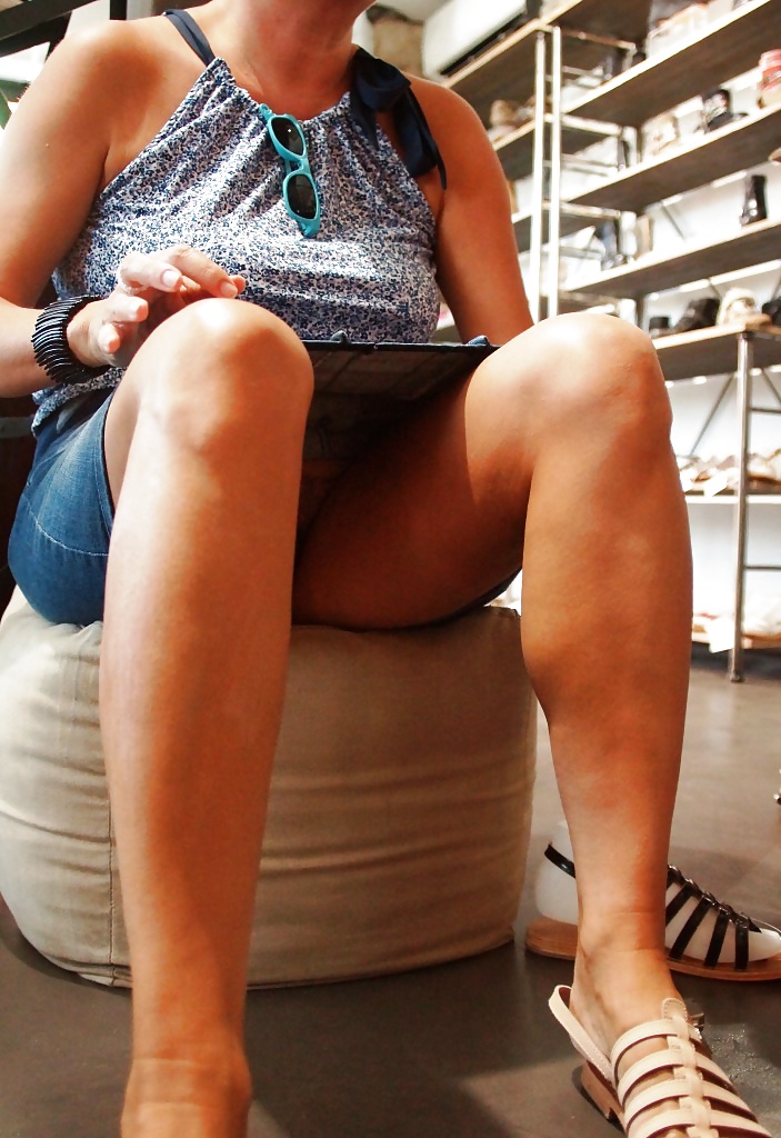 Magasin de chaussures #31999924