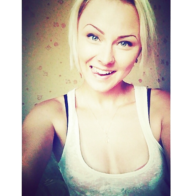 ラトビアの女の子たち...
 #28993822