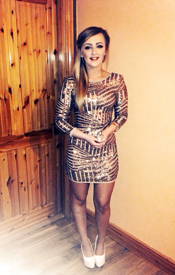 セクシーに着飾った8人
 #38670632