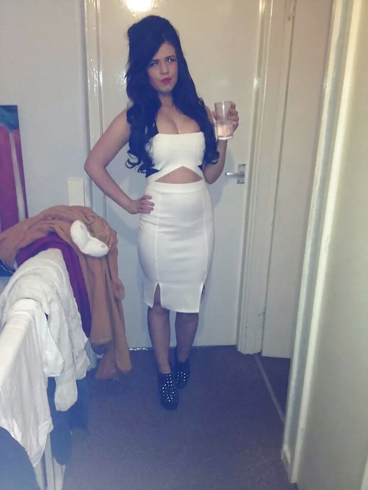 セクシーに着飾った8人
 #38670667