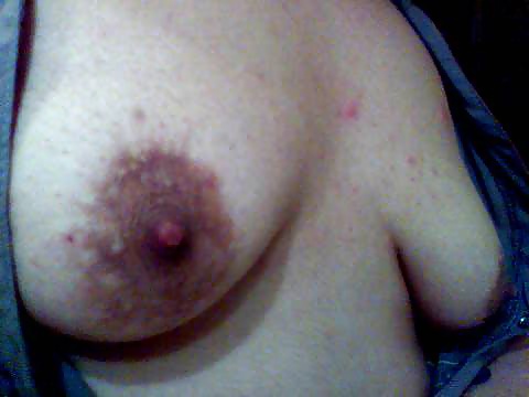 Mi gf tetas caídas, gran areola y pezones
 #28032439