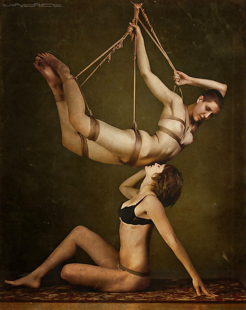 Kinbaku-bi 'la belleza de la atadura apretada'
 #35047456