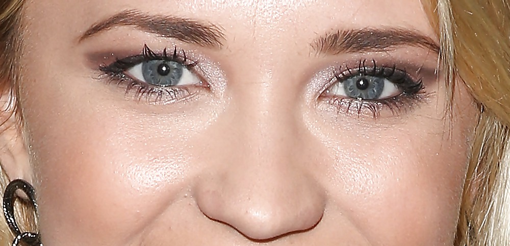 Celebrity eyes #36030736