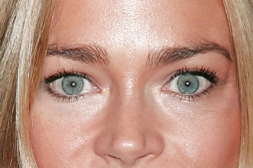 Celebrity eyes #36031143