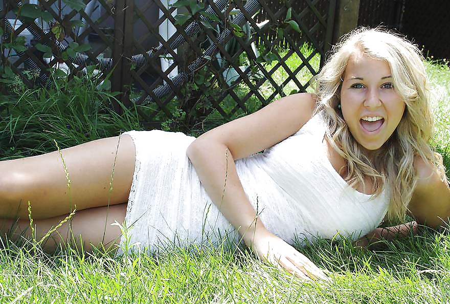 Public exposure #43 #28658596