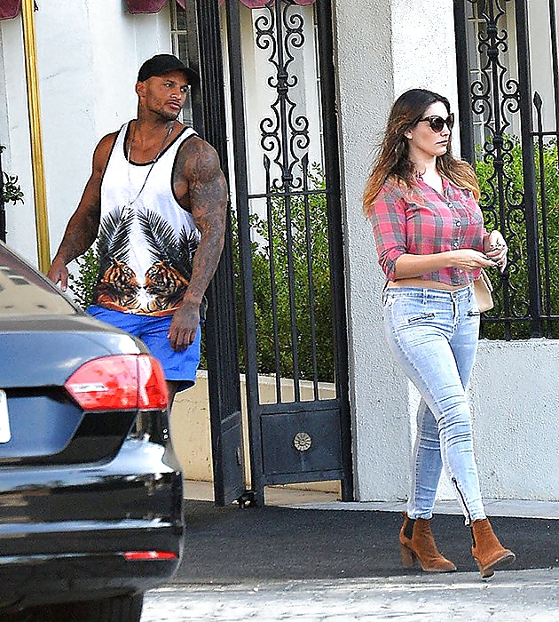 Kelly brook and black boyfriend
 #30788455