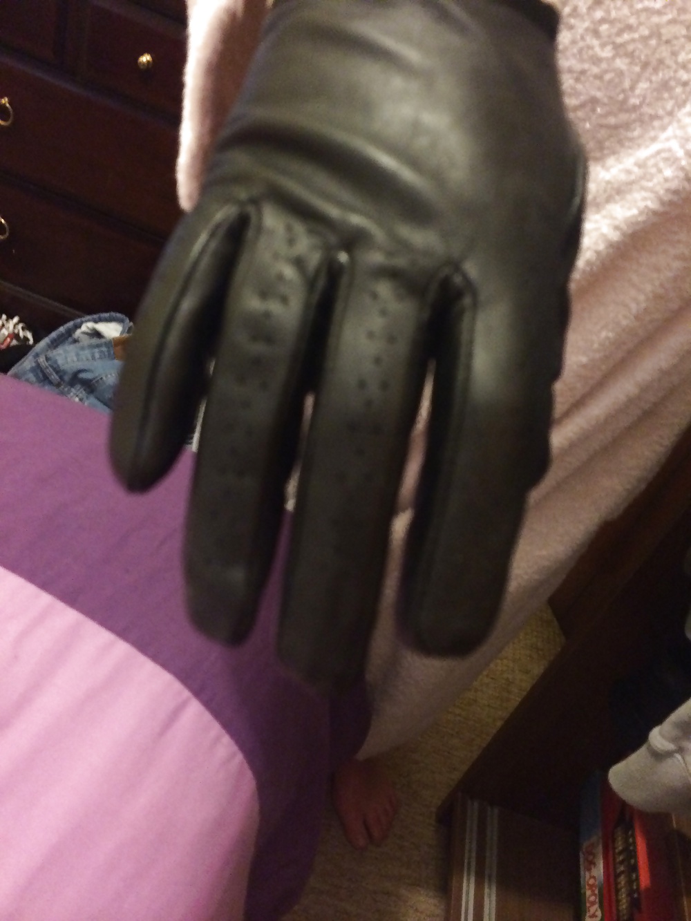 Leather gloves #29055094