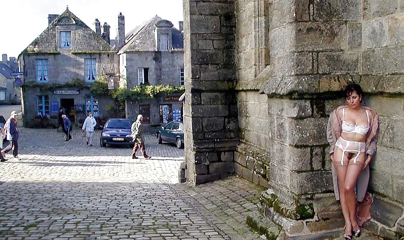 FRENCH NADINE flashing at Locronan 2002 #24641041