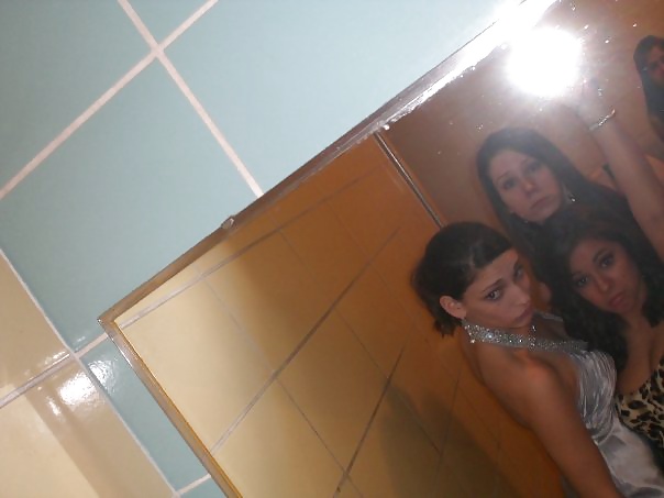 Facebookの友人36
 #32134178